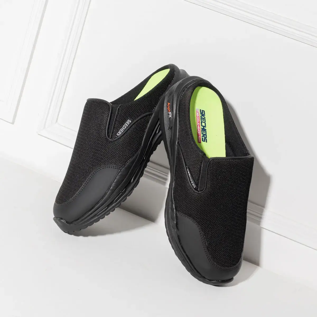 صابوه سكيتشر رجالي SV56